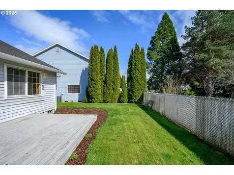 824 NE Ashby Court Mcminnville OR 97128