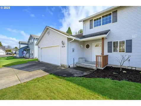 824 NE Ashby Court Mcminnville OR 97128