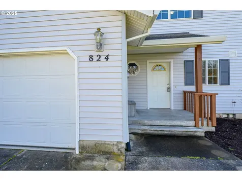 824 NE Ashby Court Mcminnville OR 97128
