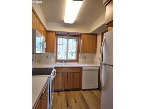 824 NE Ashby Court Mcminnville OR 97128