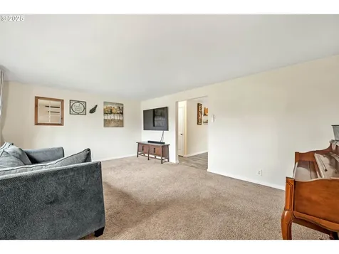 848 Kelly Lane Eugene OR 97404