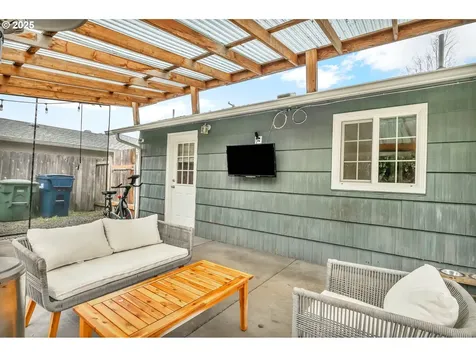 848 Kelly Lane Eugene OR 97404