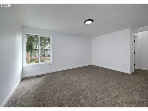 2320 SW 205th Place Beaverton OR 97003