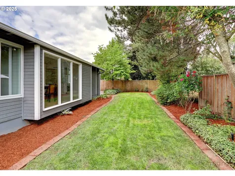 2320 SW 205th Place Beaverton OR 97003