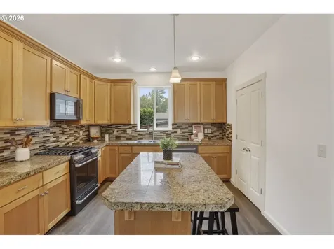 17326 SW Eirwen Street Beaverton OR 97003