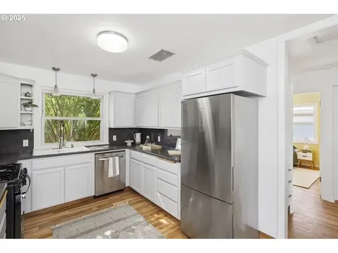 4421 NE 79th Avenue Portland OR 97218