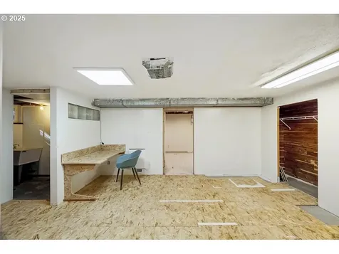 4421 NE 79th Avenue Portland OR 97218