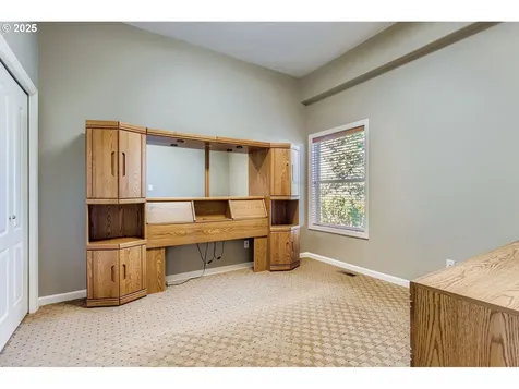 6340 SW 166th Place Beaverton OR 97007