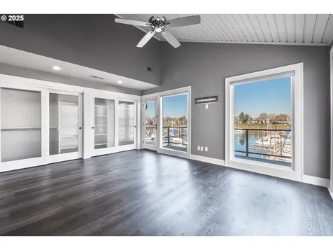 325 N Lotus Beach Drive Portland OR 97217