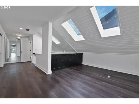 325 N Lotus Beach Drive Portland OR 97217
