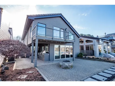 325 N Lotus Beach Drive Portland OR 97217