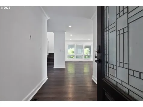 325 N Lotus Beach Drive Portland OR 97217