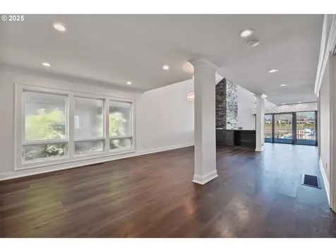 325 N Lotus Beach Drive Portland OR 97217