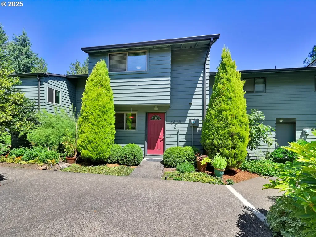 4439 Fox Hollow Road Eugene OR 97405