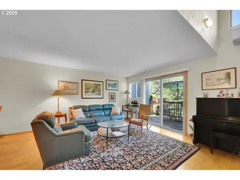 4439 Fox Hollow Road Eugene OR 97405
