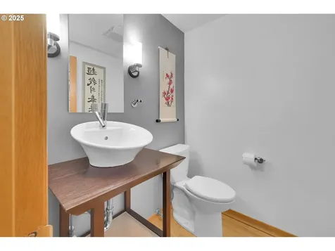 4439 Fox Hollow Road Eugene OR 97405