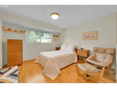 4439 Fox Hollow Road Eugene OR 97405