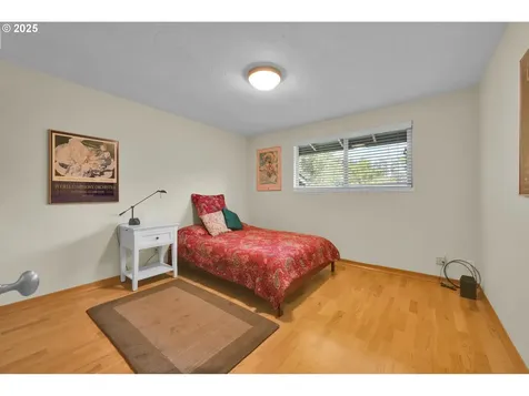 4439 Fox Hollow Road Eugene OR 97405