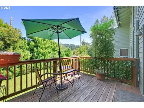 4439 Fox Hollow Road Eugene OR 97405