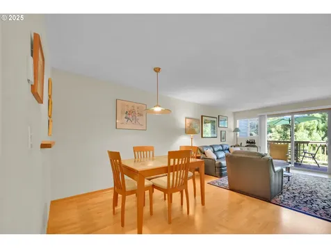 4439 Fox Hollow Road Eugene OR 97405