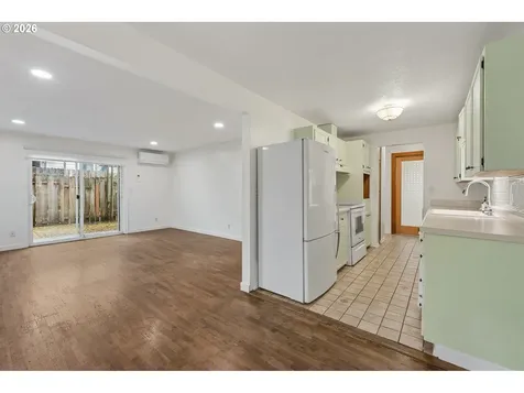 5566 SW Erickson Avenue Beaverton OR 97005