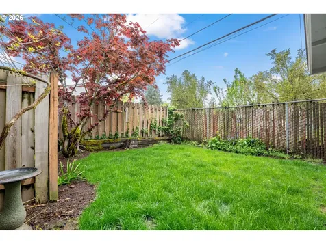 5566 SW Erickson Avenue Beaverton OR 97005