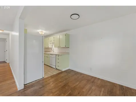 5566 SW Erickson Avenue Beaverton OR 97005