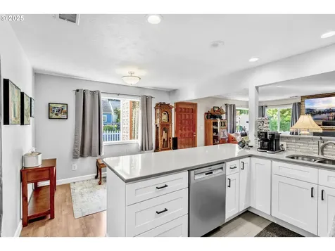 4835 NE Alberta Court Portland OR 97218