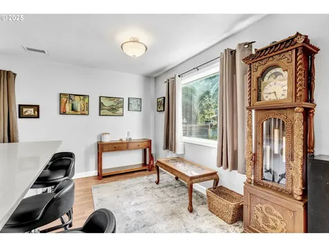 4835 NE Alberta Court Portland OR 97218
