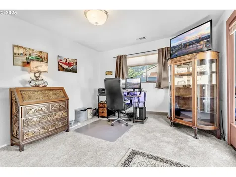 4835 NE Alberta Court Portland OR 97218
