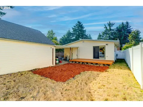 4835 NE Alberta Court Portland OR 97218