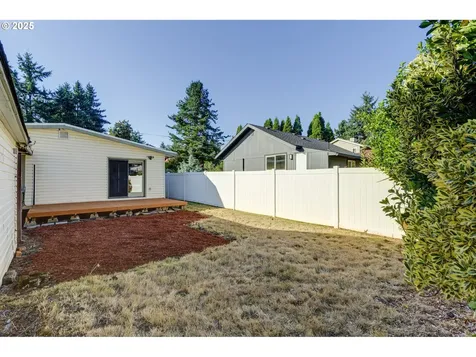 4835 NE Alberta Court Portland OR 97218