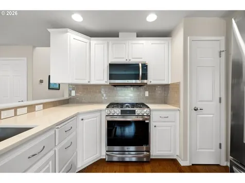 2020 NE 51st Avenue Hillsboro OR 97124