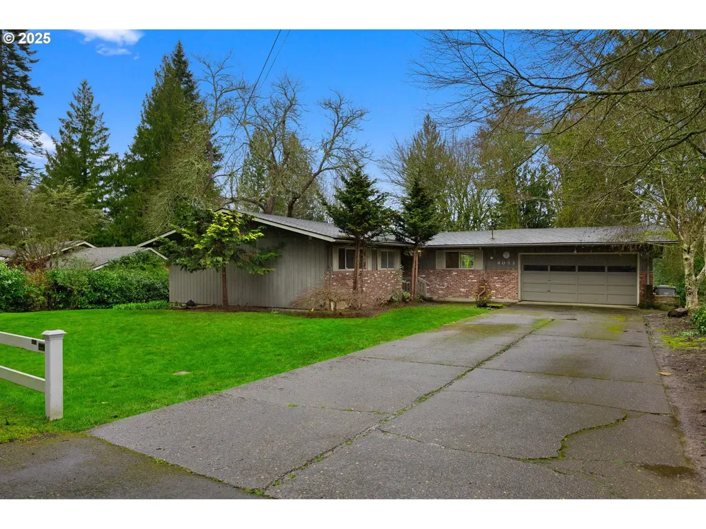 4033 Calaroga Circle West Linn OR 97068
