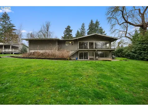 4033 Calaroga Circle West Linn OR 97068