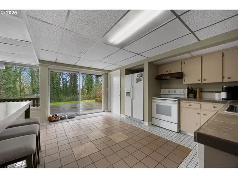 4033 Calaroga Circle West Linn OR 97068