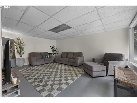 4033 Calaroga Circle West Linn OR 97068