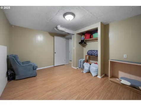 4033 Calaroga Circle West Linn OR 97068