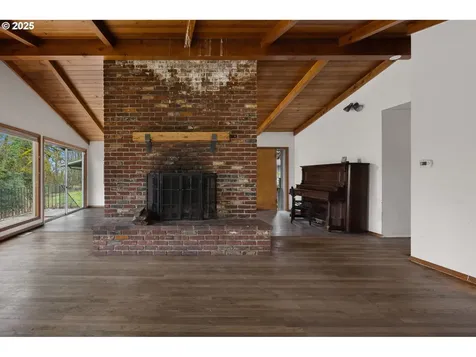 4033 Calaroga Circle West Linn OR 97068