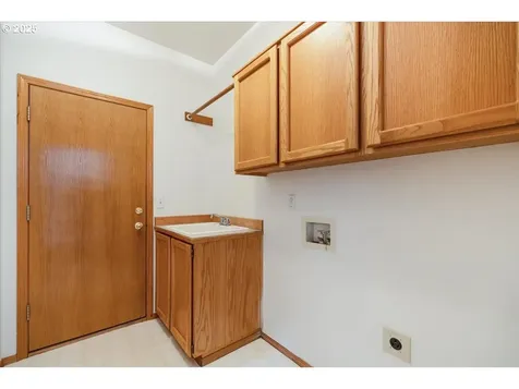 12113 SW Anton Drive Portland OR 97223