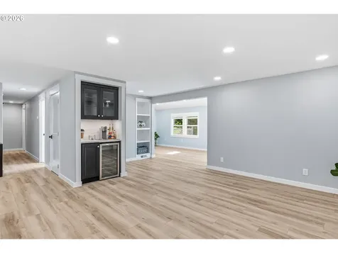 9608 NW 8th Avenue Vancouver WA 98665