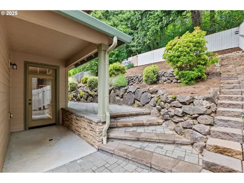 4611 Z Street Washougal WA 98671