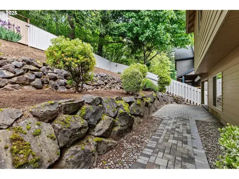 4611 Z Street Washougal WA 98671