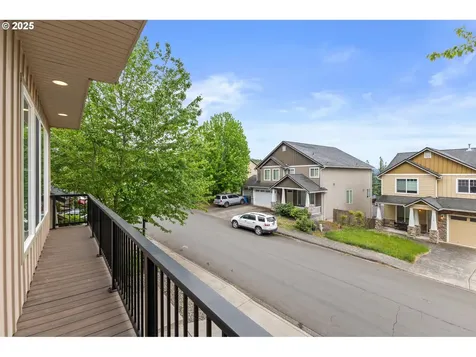 4611 Z Street Washougal WA 98671