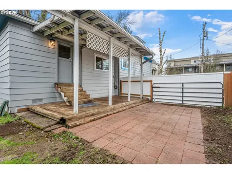 6022 N Curtis Avenue Portland OR 97217