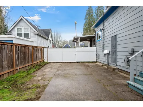 6022 N Curtis Avenue Portland OR 97217