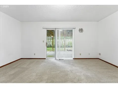 6760 SW 199th Court Beaverton OR 97078