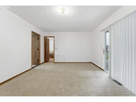 6760 SW 199th Court Beaverton OR 97078