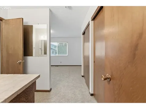 6760 SW 199th Court Beaverton OR 97078