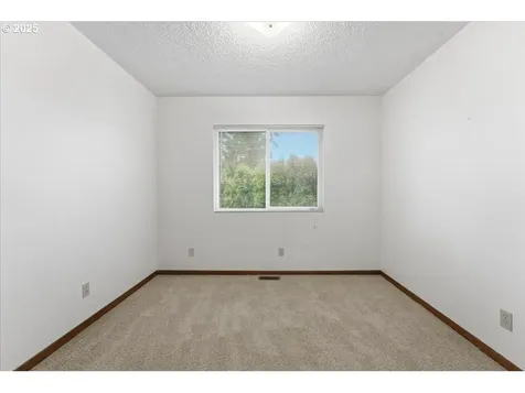 6760 SW 199th Court Beaverton OR 97078